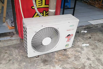 四会空调突然不制冷只吹自然风怎么办？